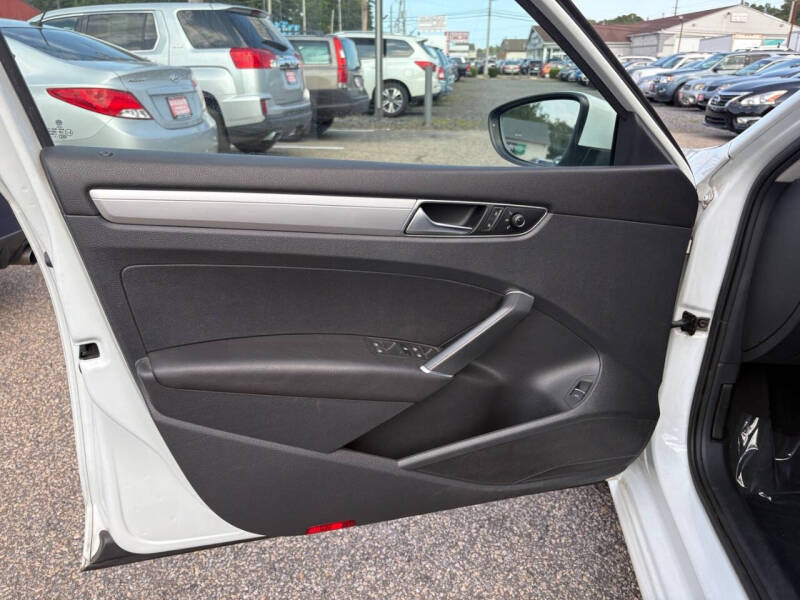 2017 Volkswagen Passat 1.8T S