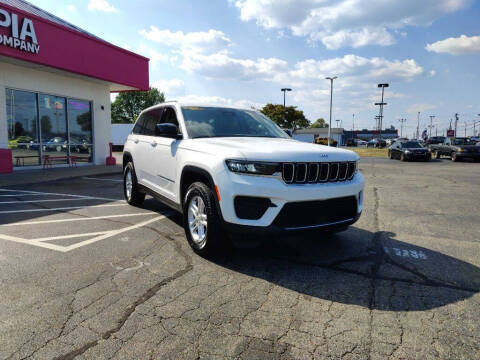 2023 Jeep Grand Cherokee Laredo