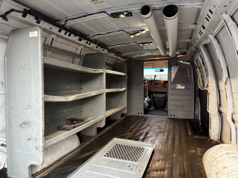 2016 Chevrolet Express 2500