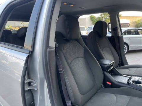 2015 GMC Acadia SLE-2