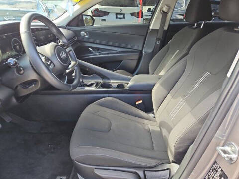 2022 Hyundai Elantra