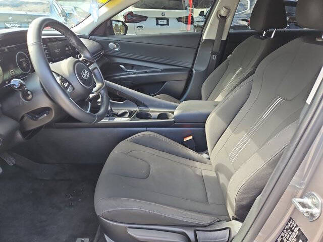 2022 Hyundai Elantra