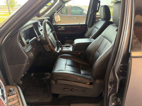 2012 Lincoln Navigator