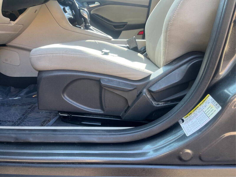 2015 Ford Focus SE