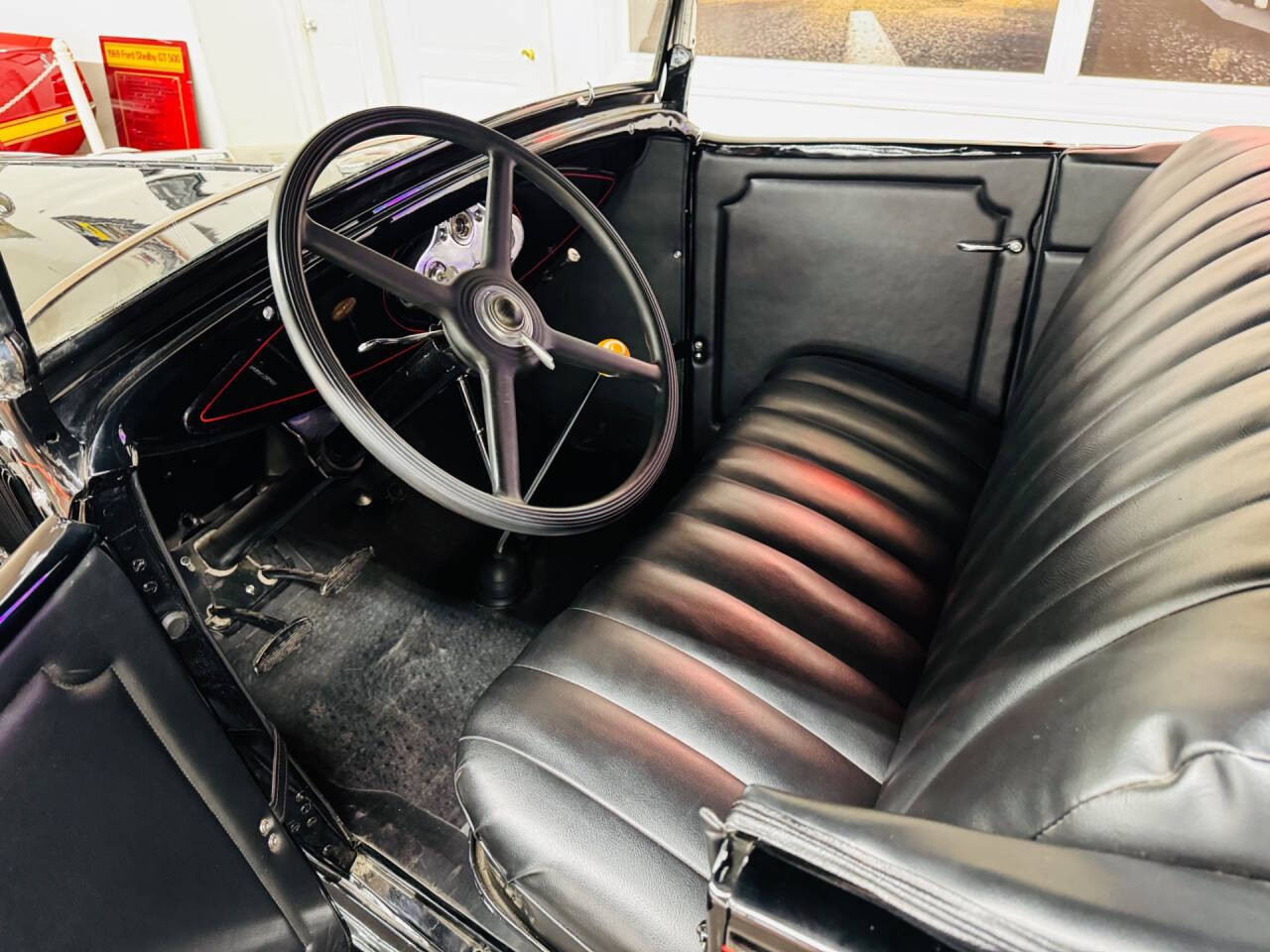 1931 Ford Phaeton 15
