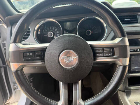 2014 Ford Mustang V6