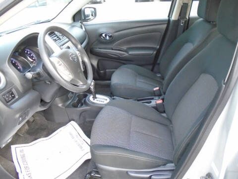 2019 Nissan Versa SV