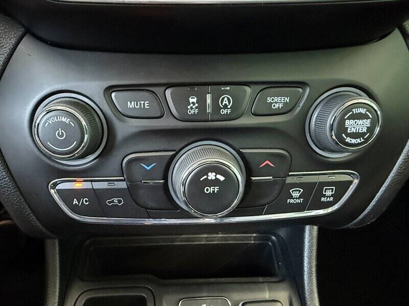 2019 Jeep Cherokee Altitude