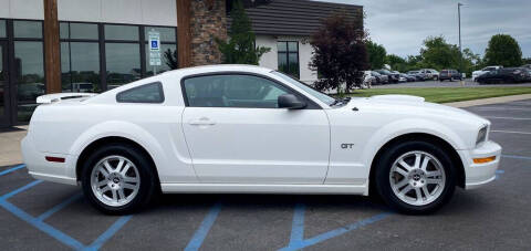 2007 Ford Mustang GT Deluxe
