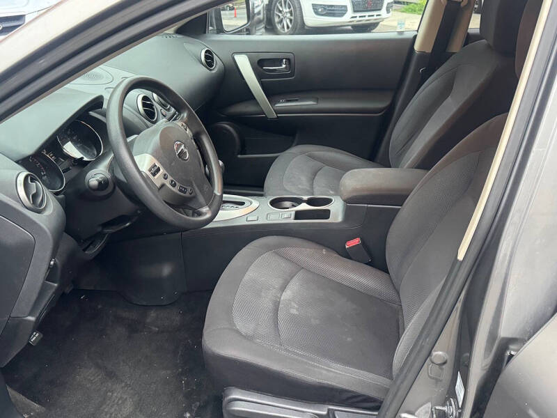 2013 Nissan Rogue SV