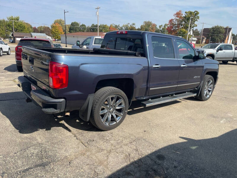 Used 2018 Chevrolet Silverado 1500 LTZ with VIN 3GCUKSEC9JG350203 for sale in Maquoketa, IA