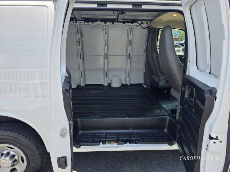 2017 Chevrolet Express 2500