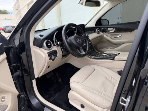 2019 Mercedes-Benz GLC GLC 300 4MATIC