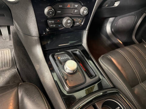2019 Chrysler 300 S