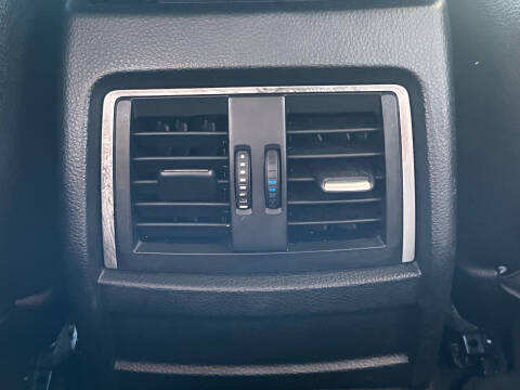 2018 BMW 3 Series 320i