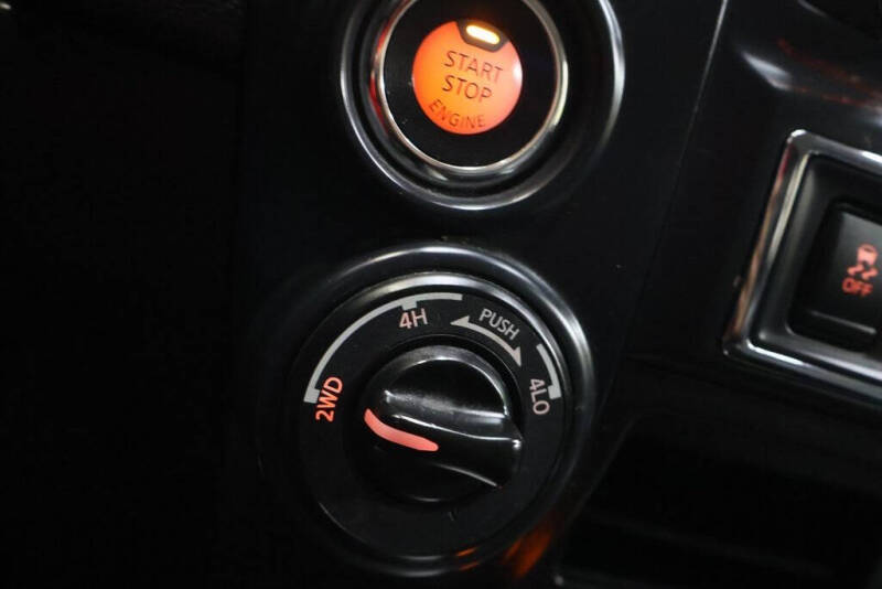 2022 Nissan Titan SV