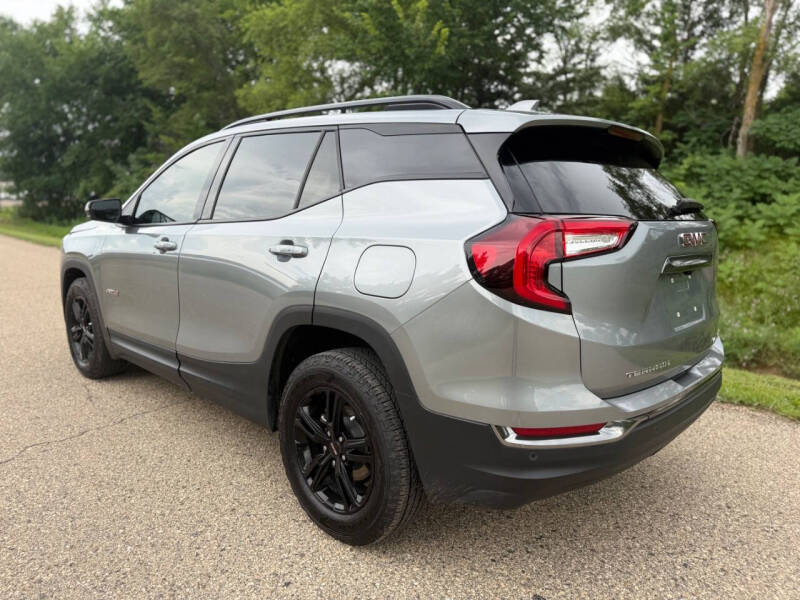 2024 GMC Terrain AT4