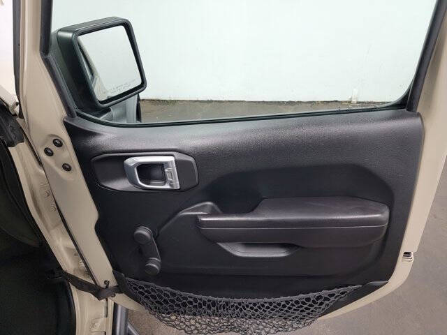 2020 Jeep Gladiator Sport