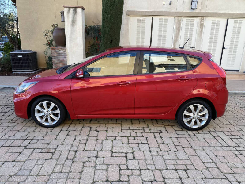 2013 Hyundai Accent SE