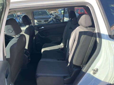 2019 Volkswagen Tiguan S