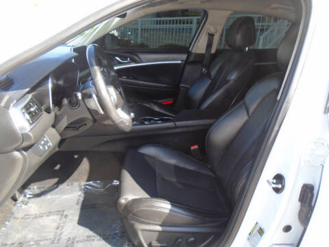 2020 Genesis G70 2.0T