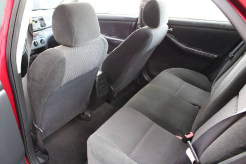 2005 Toyota Corolla LE