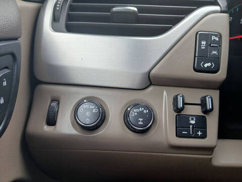 2017 GMC Yukon SLT