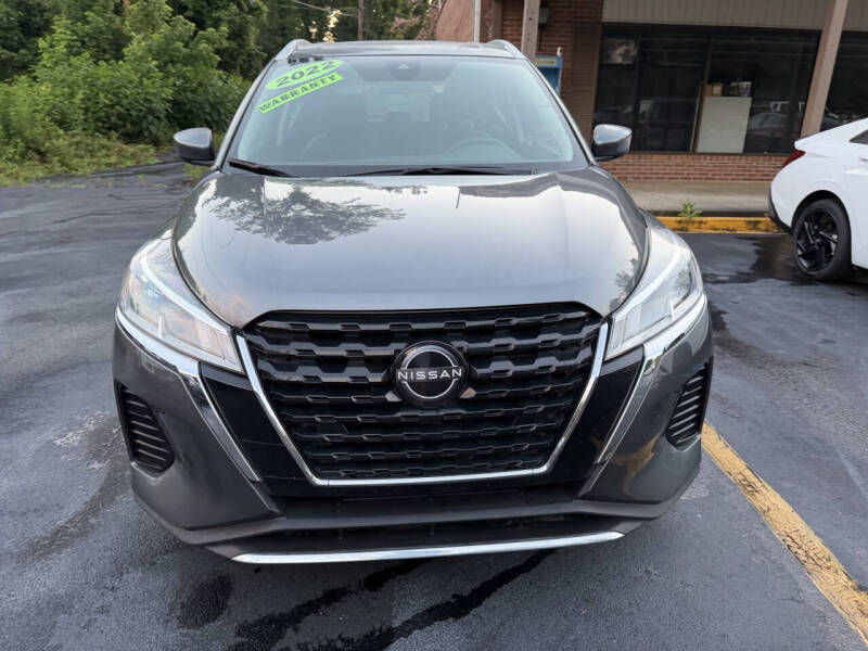 2022 Nissan Kicks SV