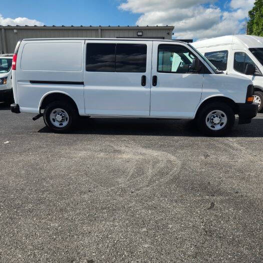 2017 Chevrolet Express 2500