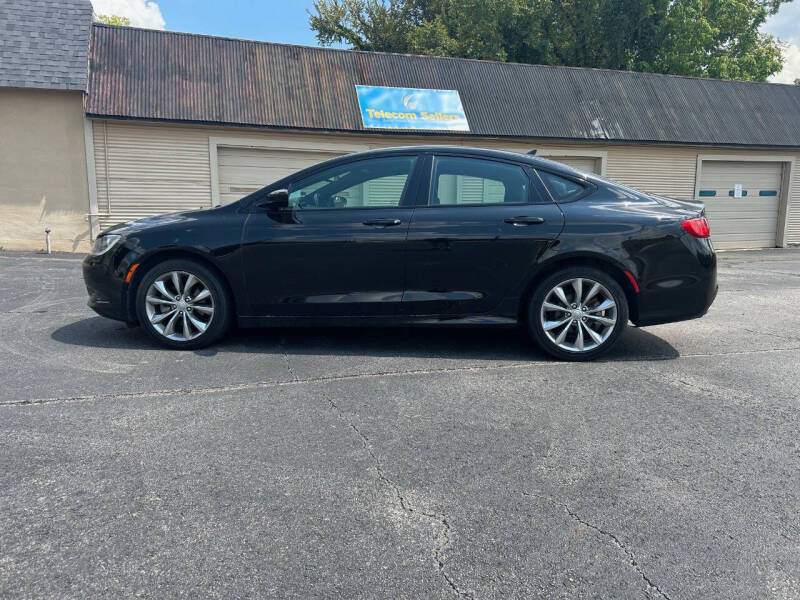 2015 Chrysler 200 S