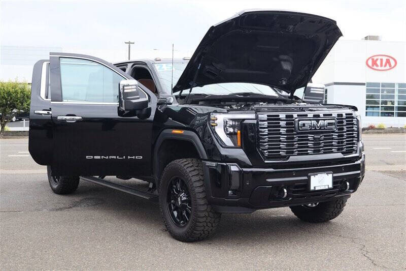 2025 GMC Sierra 3500HD