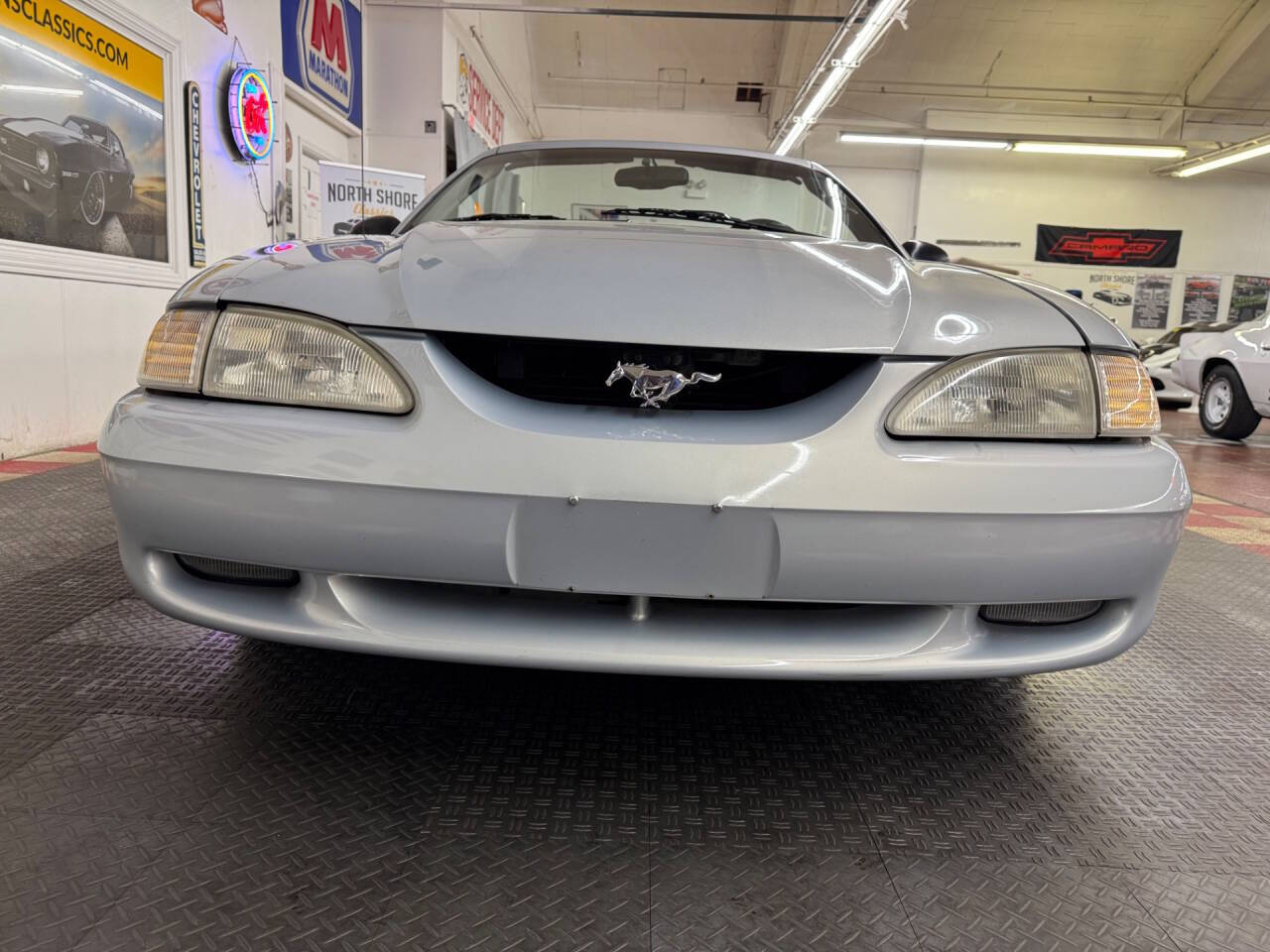 1994 Ford Mustang 10
