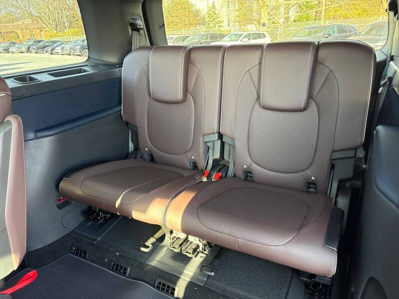 2025 Volkswagen ID. Buzz Pro S Plus 4Motion