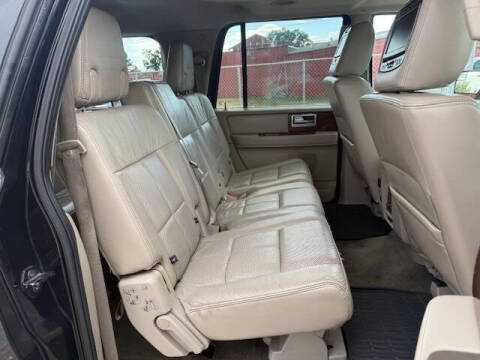 2013 Lincoln Navigator L