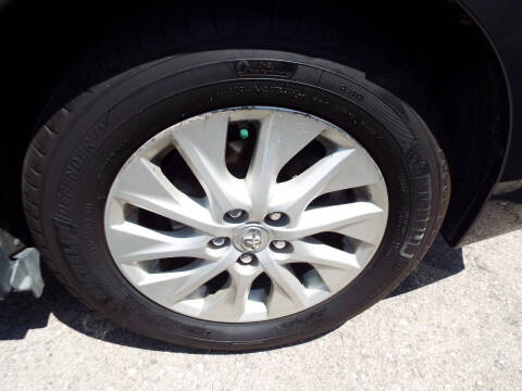 2014 Toyota Prius Plug-in Hybrid Advanced