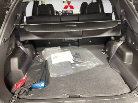 2026 Mitsubishi Outlander PHEV SE