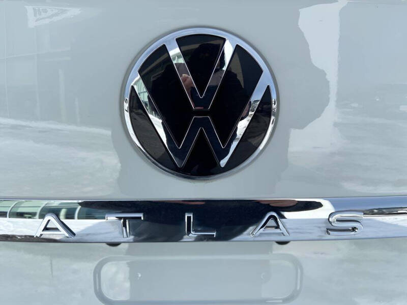 2022 Volkswagen Atlas Cross Sport SE 4Motion