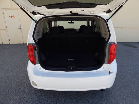 2008 Scion xB