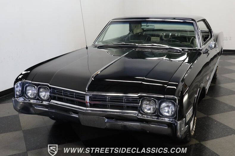 1966 Oldsmobile Starfire