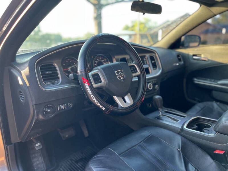 2014 Dodge Charger SE