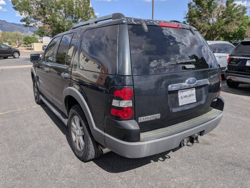 2006 Ford Explorer XLT
