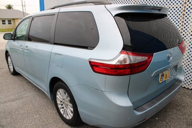 2015 Toyota Sienna