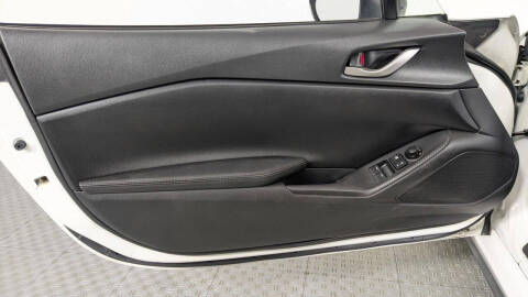 2016 Mazda MX-5 Miata Sport