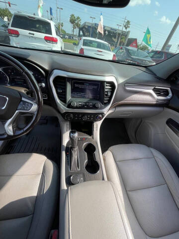 2019 GMC Acadia SLT-1