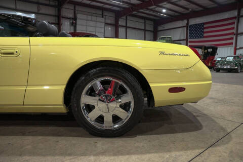 2002 Ford Thunderbird Deluxe