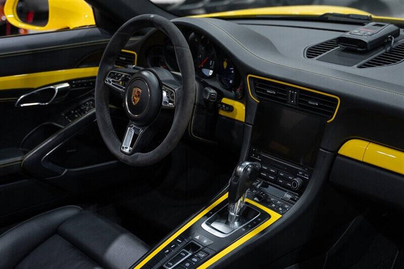 2017 Porsche 911 Targa 4S