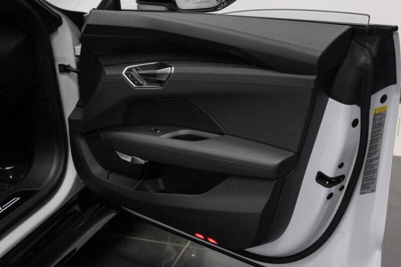 2024 Audi e-tron GT quattro Prestige