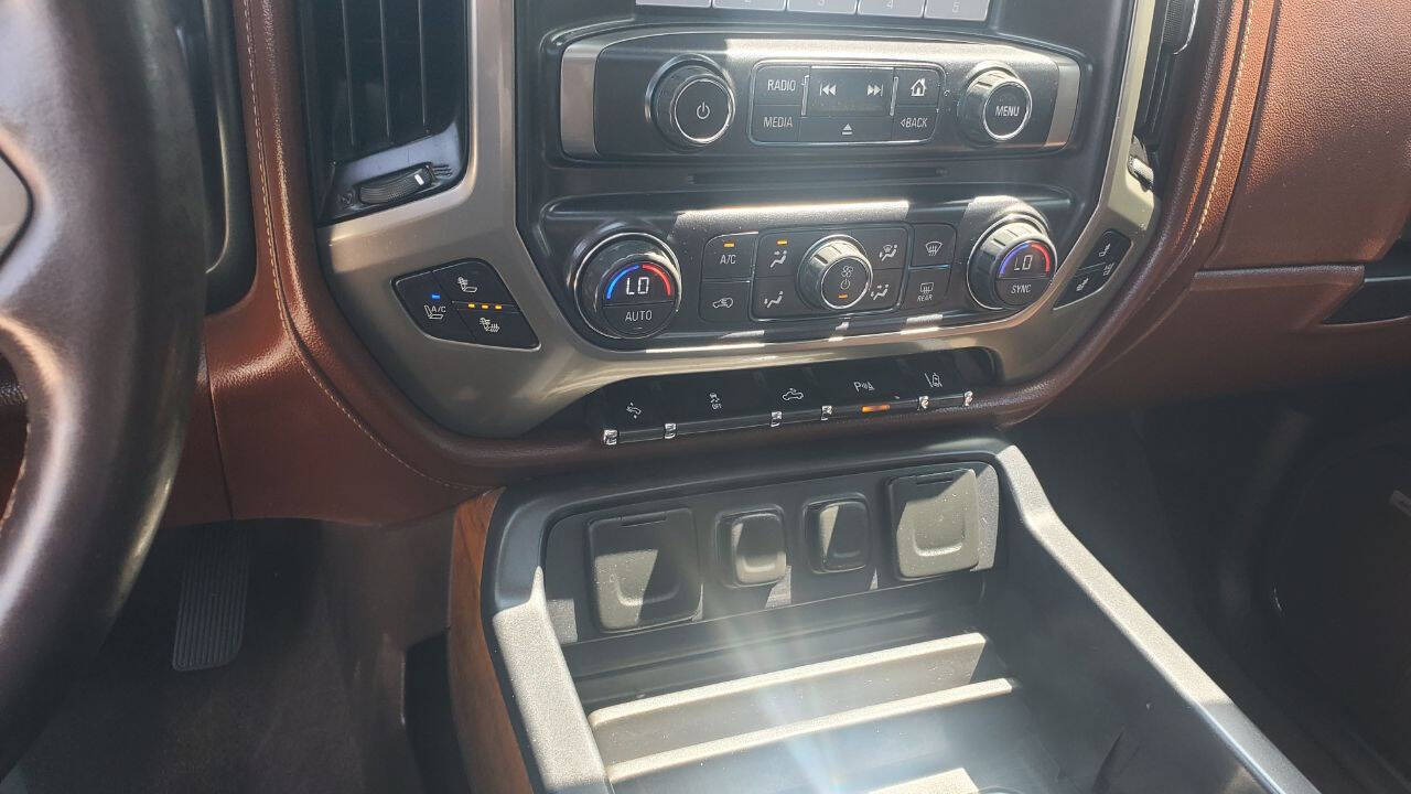 Used Car 2015 Chevrolet Silverado 1500  High Country 4x4 4dr Crew Cab 6.5 Ft. Sb For Sale Under $25,000 In San Antonio, Texas