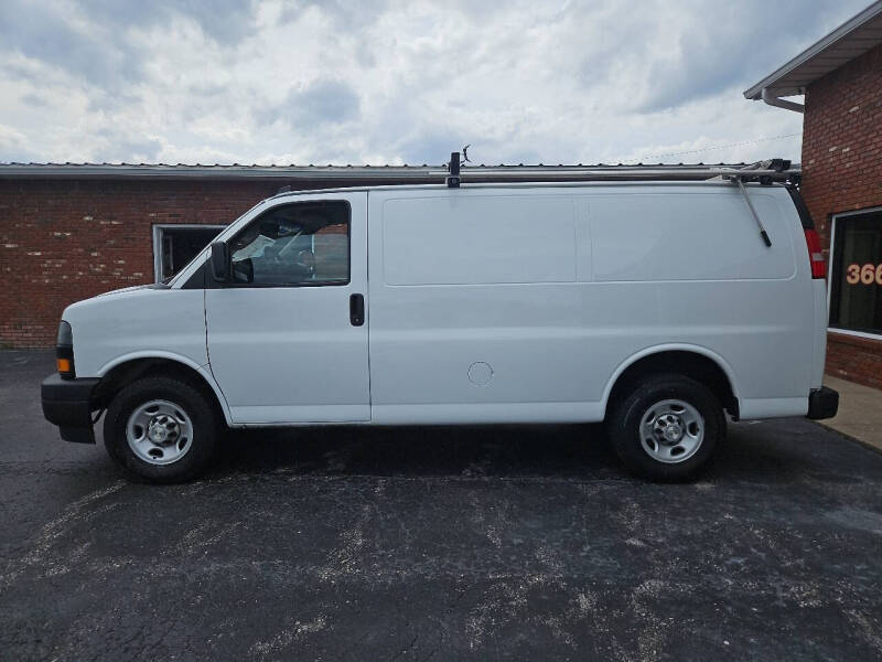 2021 Chevrolet Express 2500