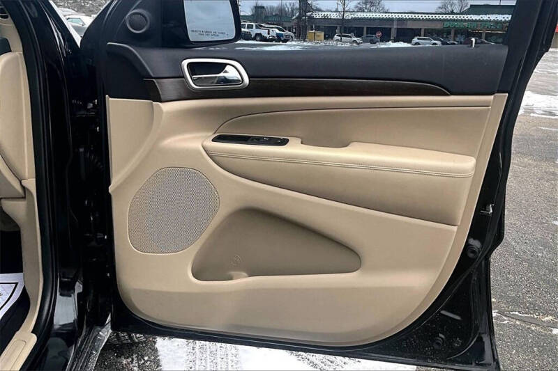 2017 Jeep Grand Cherokee Laredo